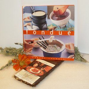 FONDUE Cookbook by Robert Carmack + 4 Dark Brown Fabric Napkins NIP